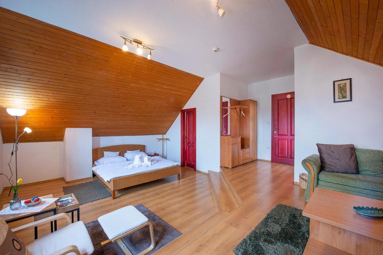 Penzion Familia Otel Poprad Dış mekan fotoğraf