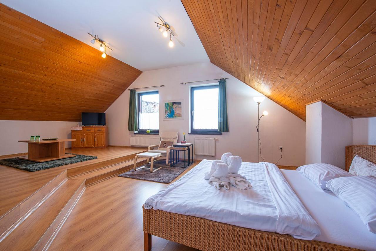 Penzion Familia Otel Poprad Dış mekan fotoğraf