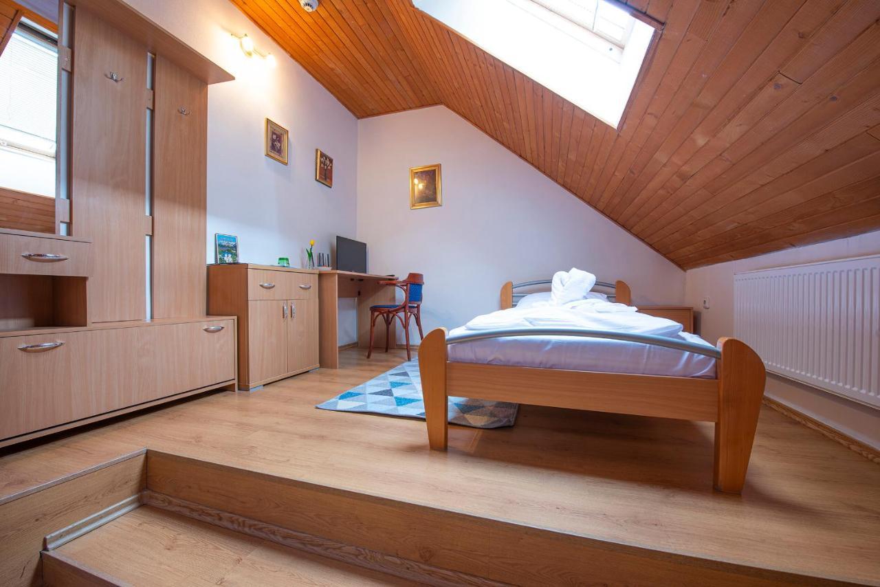 Penzion Familia Otel Poprad Dış mekan fotoğraf